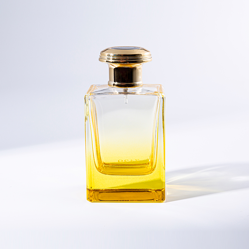 Z-439 Kıvrımlı Parfüm Şişesi 100ml