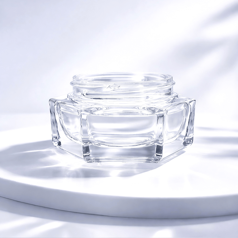 XJR024-30 Vidalı Krem Şişe 30ml